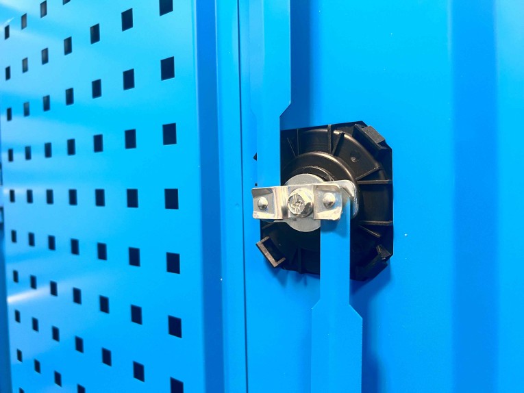 Шкаф инструментальный TNC 181.4B1.2S1 купить в Воронеже Шкаф инструментальный TNC 181.4B1.2S1 купить в Воронеже