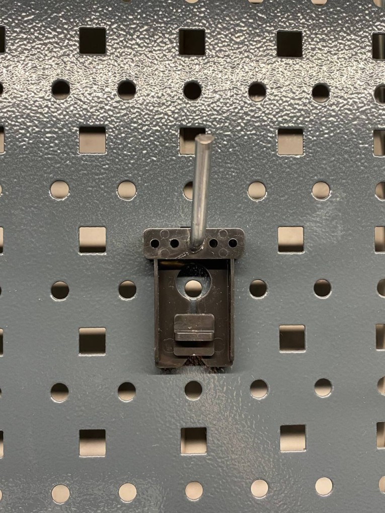 Крючок наклонный 50 мм купить в Воронеже Крючок наклонный 50 мм купить в Воронеже