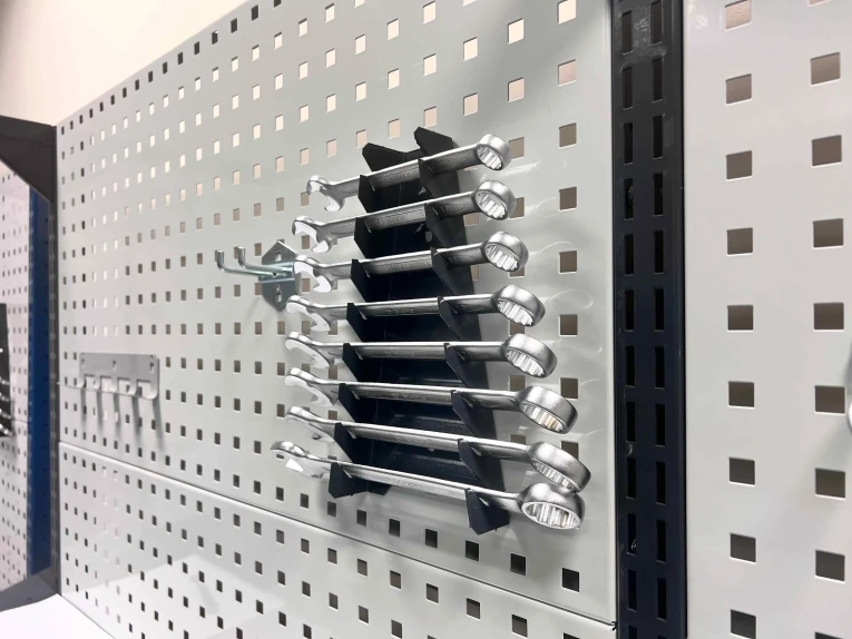 Стол-верстак Craft 2202.S4L4M4.4 купить в Воронеже Стол-верстак Craft 2202.S4L4M4.4 купить в Воронеже