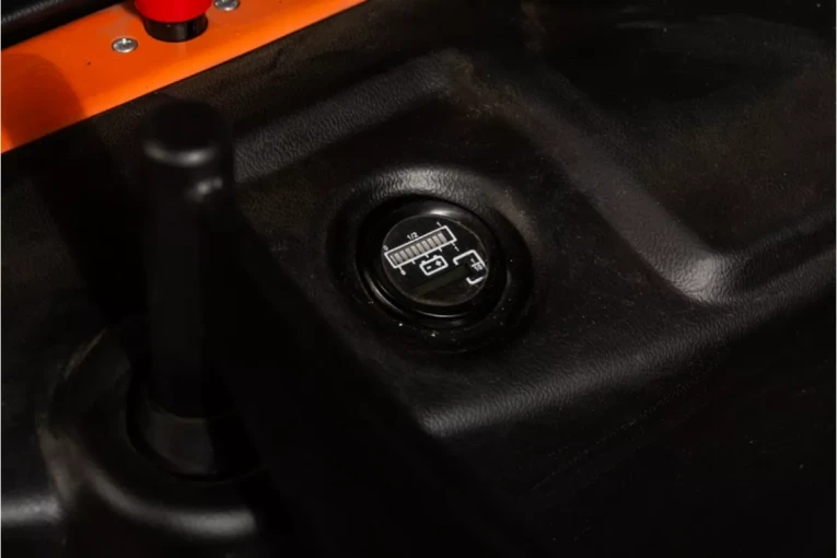 Штабелер электрический самоходный 1,5 т - 3,6 м Вилы: 1150 , АКБ Свинцово - кислотная, CL1536W SIBLINE купить в Воронеже Штабелер электрический самоходный 1,5 т - 3,6 м Вилы: 1150 , АКБ Свинцово - кислотная, CL1536W SIBLINE купить в Воронеже