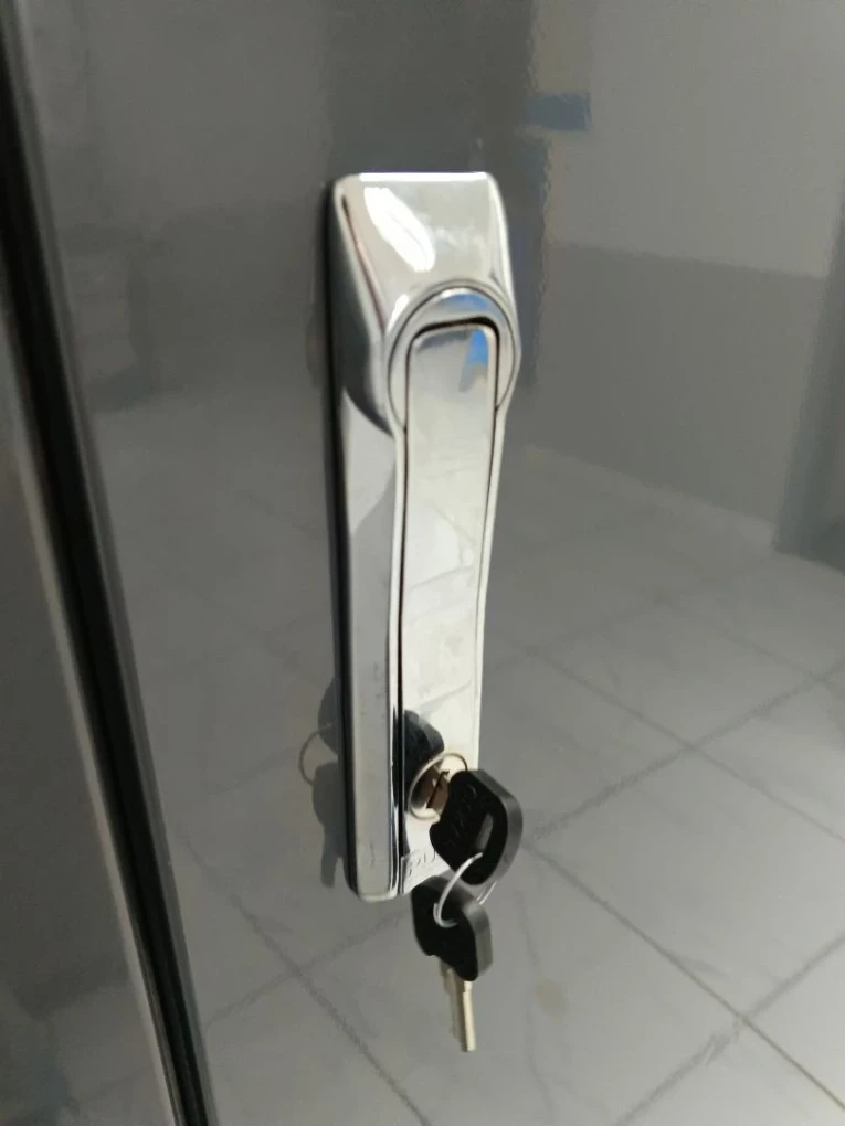 Шкаф инструментальный FBK 20 PR.2B2.2S купить в Воронеже Шкаф инструментальный FBK 20 PR.2B2.2S купить в Воронеже